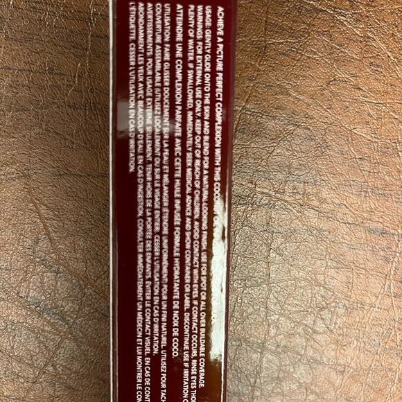 Wander Beauty Flash Focus Hydrating Foundation Stick Deep - Picture 4 of 11